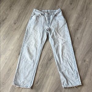 Levi’s light blue straight leg jeans size 26